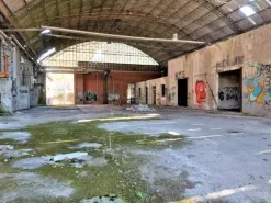 #21643 Complesso industriale da riqualificare con terreno edificabile