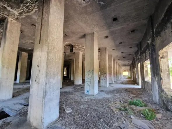 #19869 Complesso industriale da riqualificare