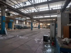 #21684 Complesso industriale in posizione strategica