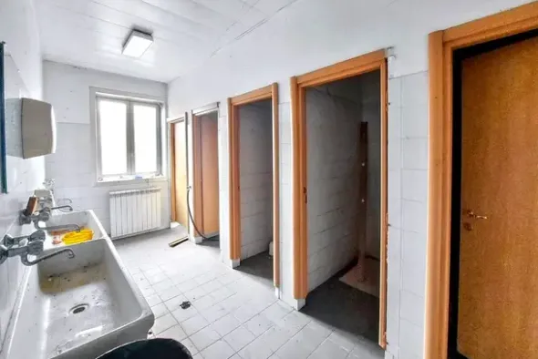 #2515005 Complesso produttivo con palazzina uffici