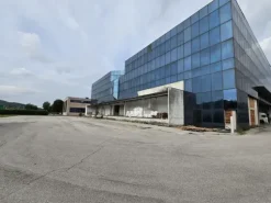 #23555 Complesso produttivo/direzionale a Vicenza, fronte Autostrada A4