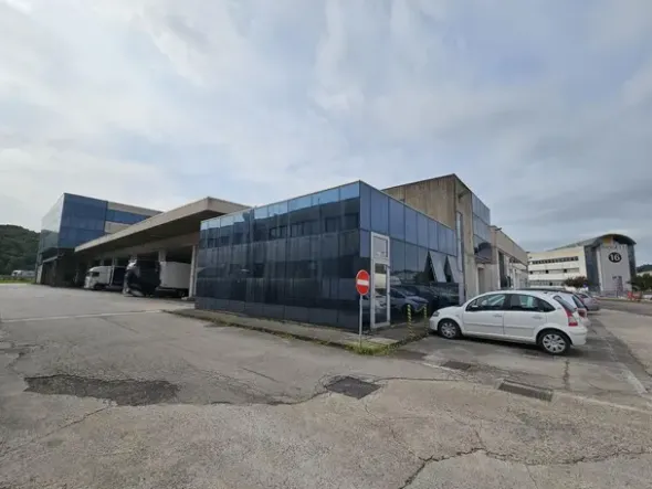 #23555 Complesso produttivo/direzionale a Vicenza, fronte Autostrada A4