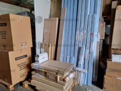 8#9482 Composizione boiserie e armadio