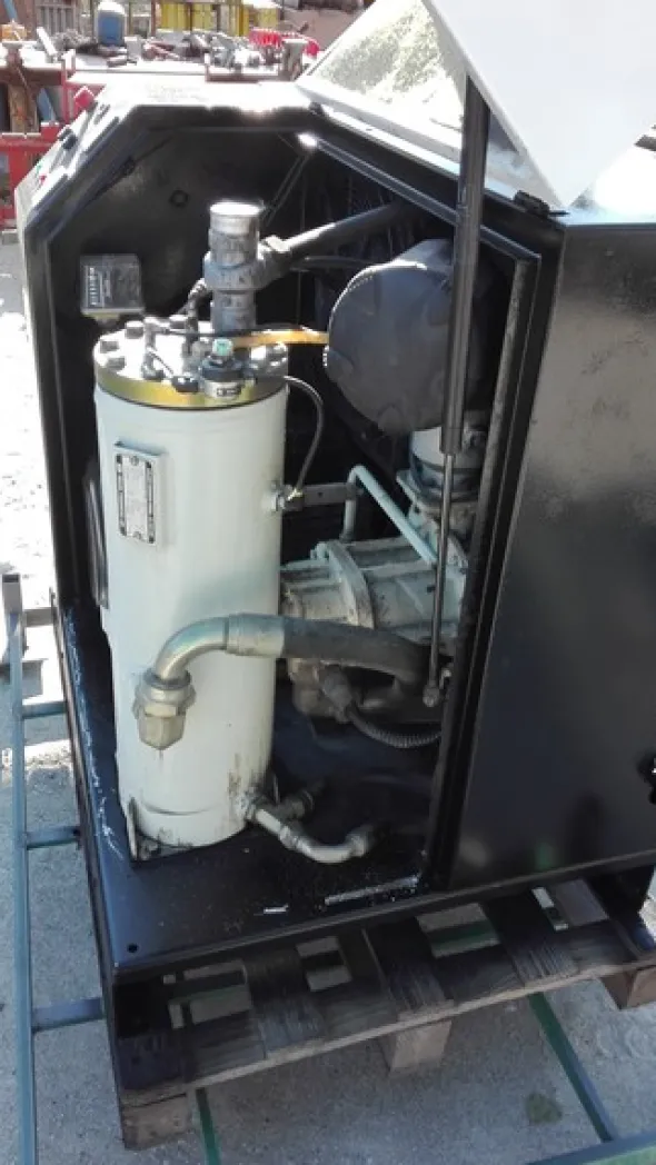 7#4961 Compressore a vite Ingersoll-Rand U003