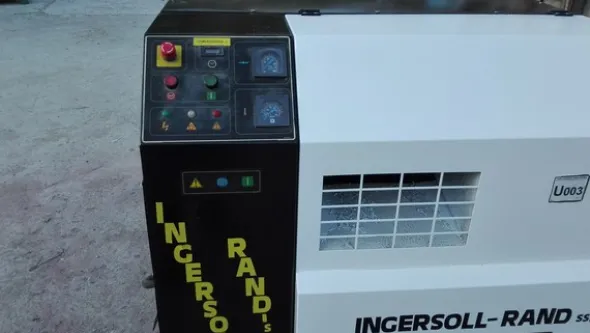 7#4961 Compressore a vite Ingersoll-Rand U003