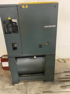 COMPRESSORE A VITE KAESER MOD. SM12
