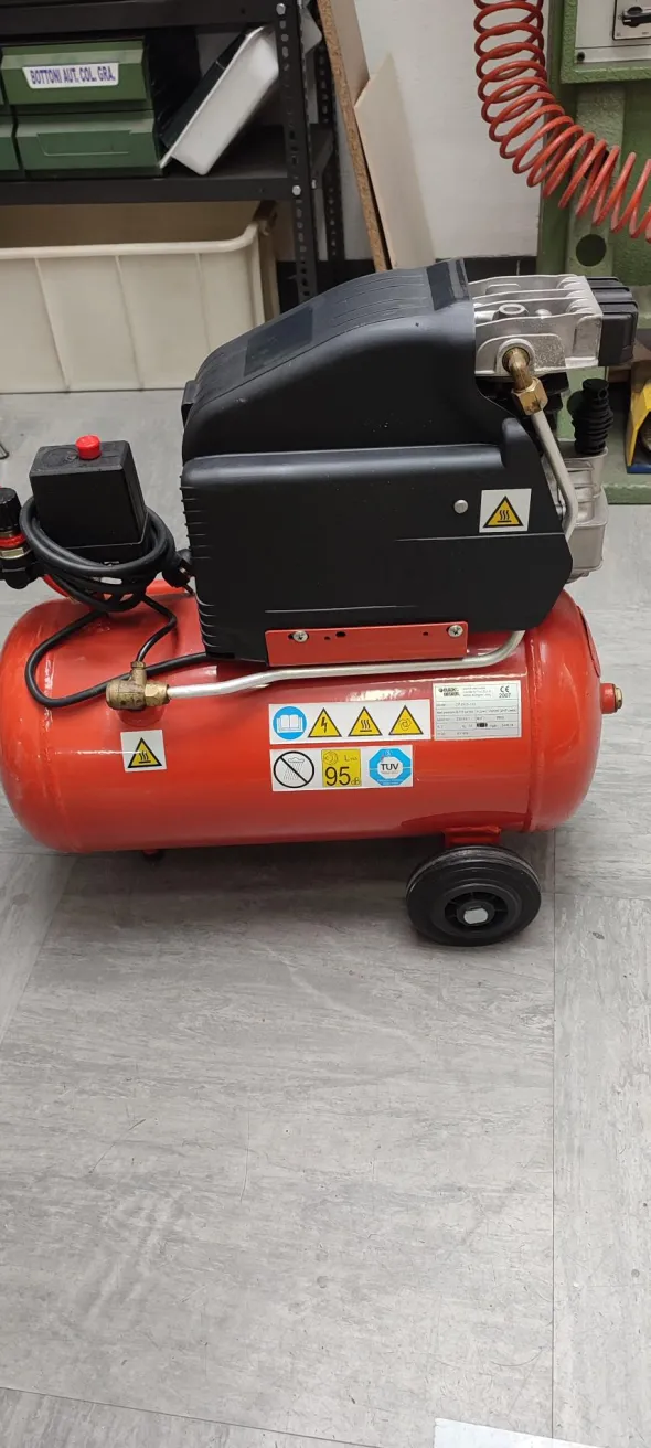 Compressore Black&Decker CP2525