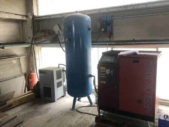 10#7004 Compressori Alup ed impianto aspirazione Fida