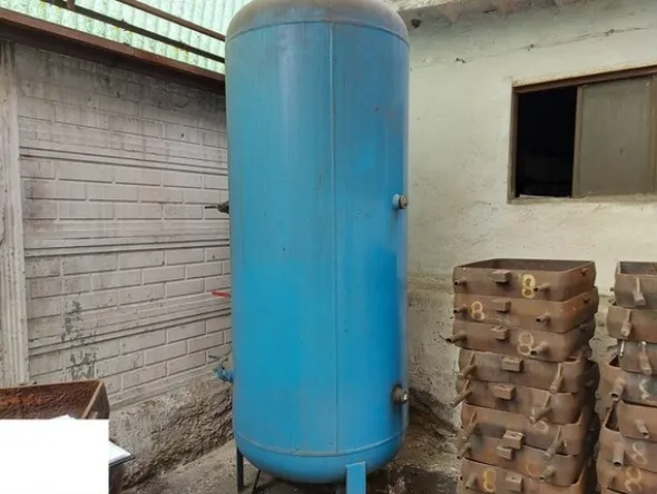 6#6341 Compressori Atlas e a vite