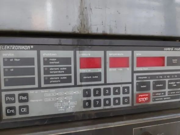 6#6341 Compressori Atlas e a vite