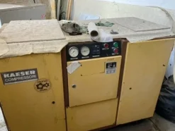 200#7345 Compressori e serbatoio