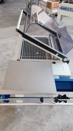 Confezionatrice manuale termoretraibile