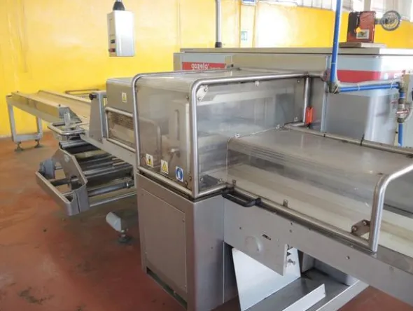 4#4084 Confezionatrice Record Gazzella T.S.