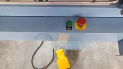 Confezionatrice semiautomatica termoretraibile