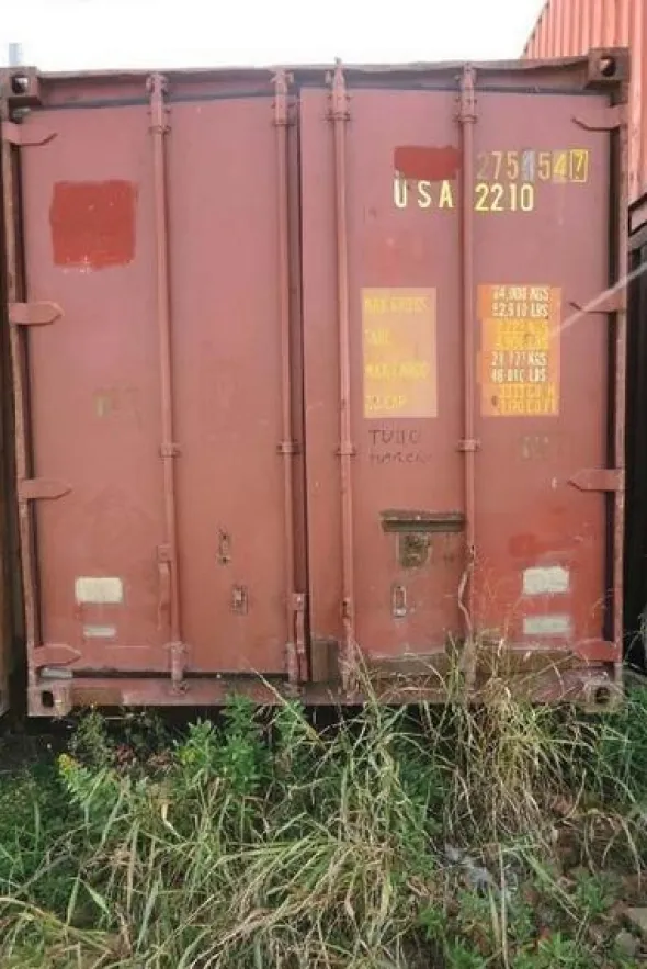 121#4390 Container