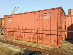 142#4390 Container