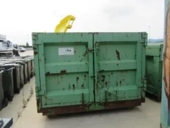 2170#3561 Container a cielo aperto
