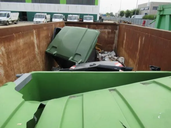 2168#3561 Container a cielo aperto Longo
