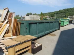 2073#3561 Container a cielo aperto Longo