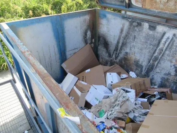 2026#3561 Container BTE con coperchio