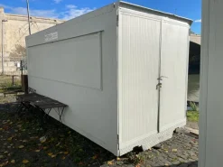 Container coibentati