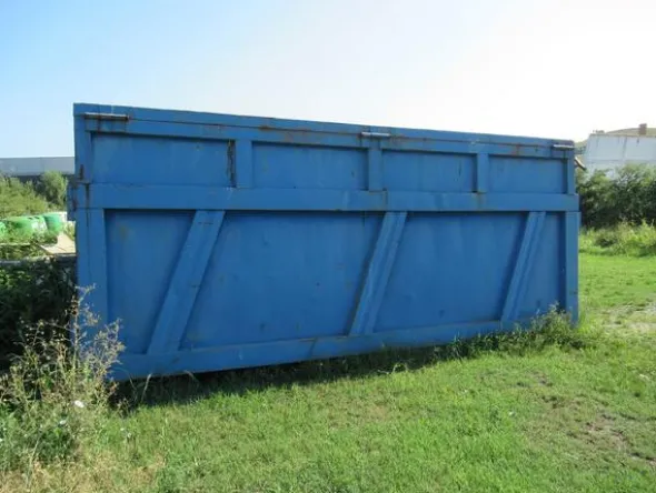 2025#3561 Container con coperchio