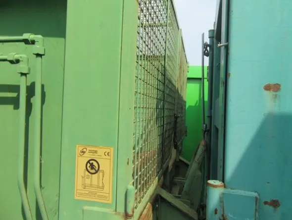 2192#3561 Container con coperchio BTE