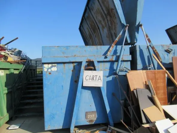 2116#3561 Container con coperchio BTE