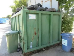 2137#3561 Container con coperchio BTE