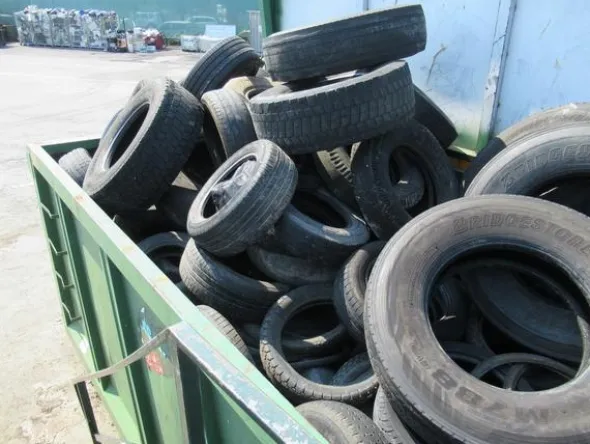 2087#3561 Container con coperchio BTE