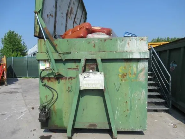 2086#3561 Container con coperchio BTE