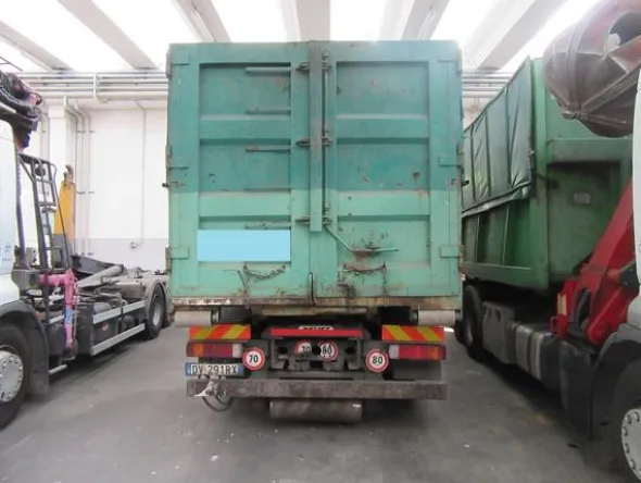 2199#3561 Container con copertura a telo