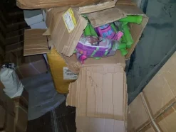 4#4125 Container con materiale per esterni