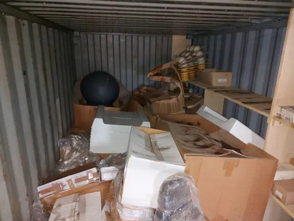 1#6834 Container e stampi per cucce per cani