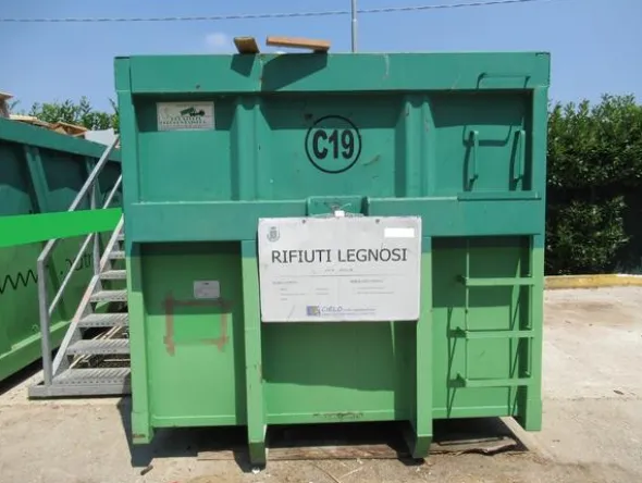 2098#3561 Container Locatelli Eurocontainers