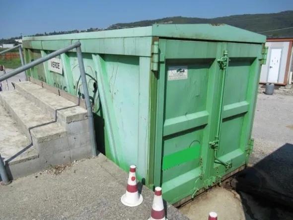 2210#3561 Container Locatelli Eurocontainers