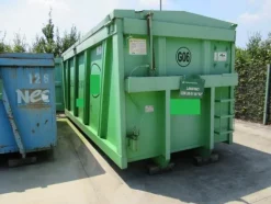 2028#3561 Container Locatelli Eurocontainers