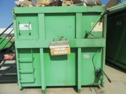2222#3561 Container Locatelli Eurocontainers