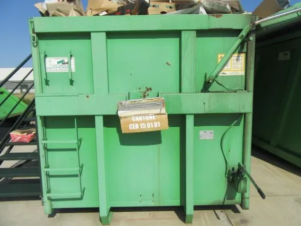 2222#3561 Container Locatelli Eurocontainers