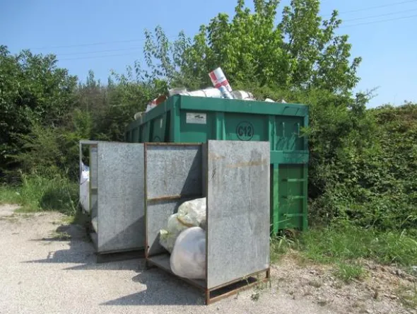 2227#3561 Container Locatelli Eurocontainers