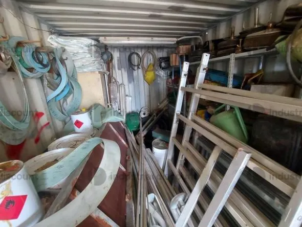 96#8817 Container marceologico con attrezzatura