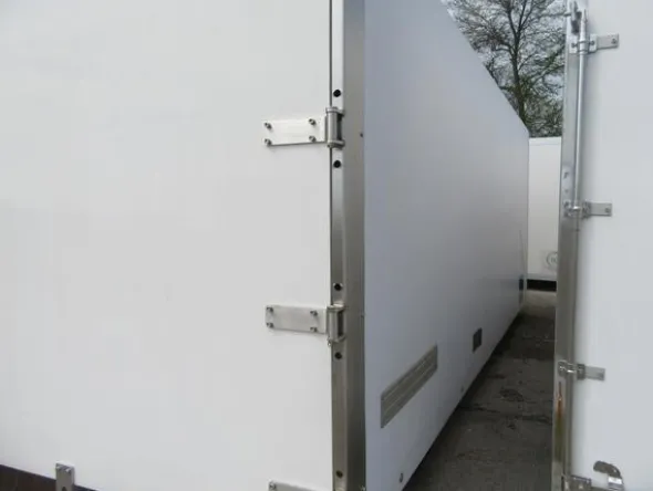 8#3857 Container scarrabile con gruppo frigo
