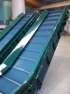 CONVEYOR BELTS, rubber, PVC, shutter type