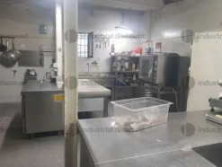 2#9849 Cucina professionale