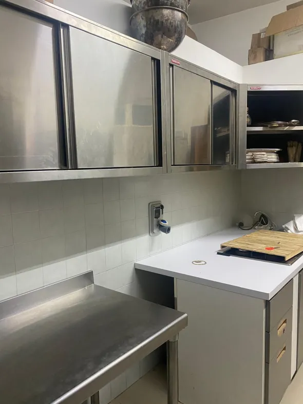 Cucina professionale usata del Ristorante Le Clarisse