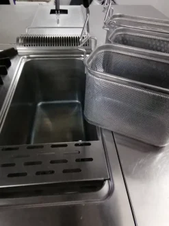 Cucina Zanussi completa
