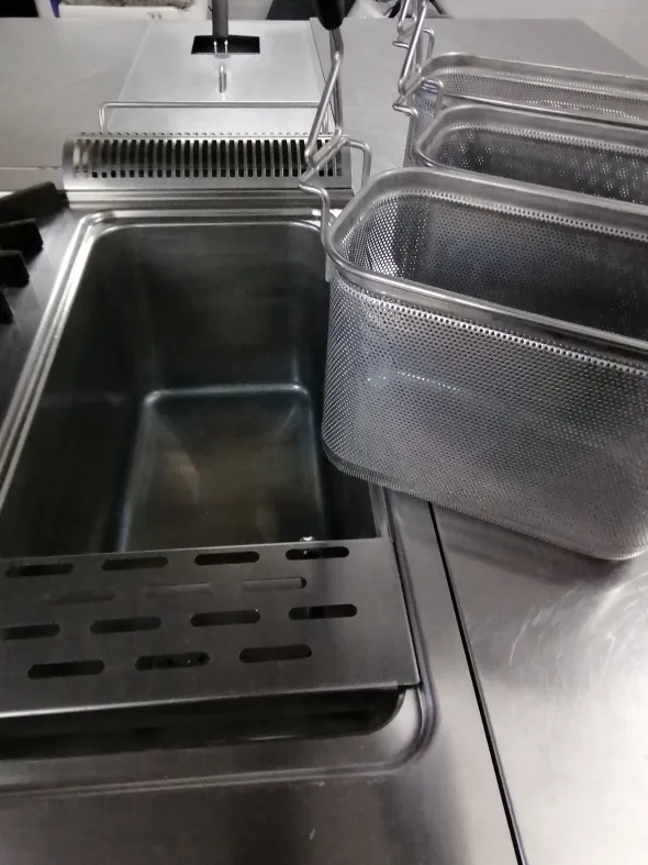 Cucina Zanussi completa