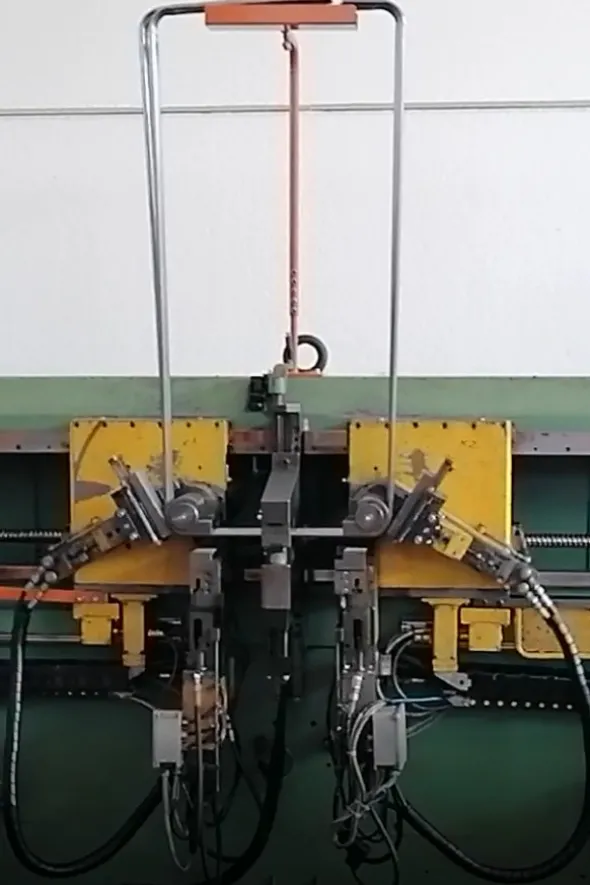 Curvatubi BLM A30 CNC