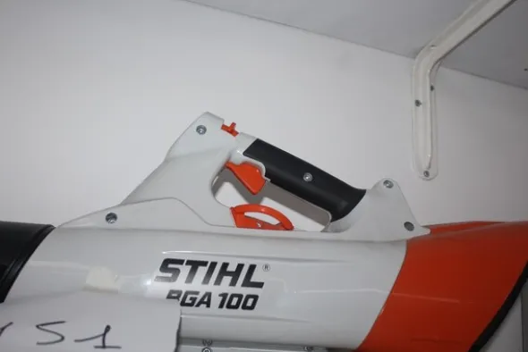 47#5817 Decespugliatori Ibea e motosega Stihl