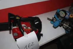 47#5817 Decespugliatori Ibea e motosega Stihl